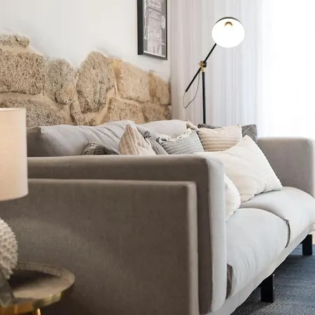 Lovelystay - Sao Domingos Apartment