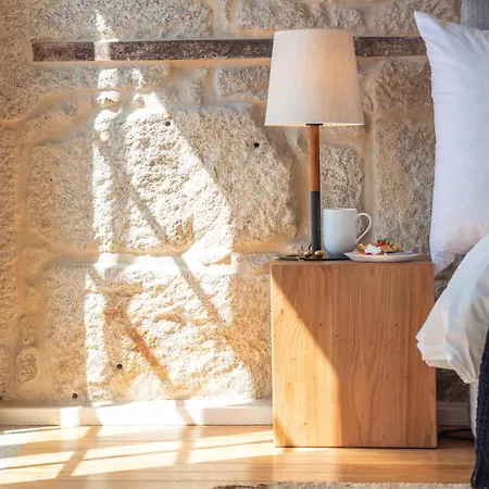 Lovelystay - Sao Domingos Apartman